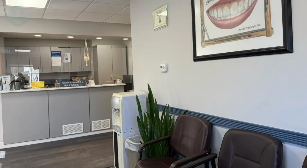 Dr. Aristo Carranza discussing Full Mouth Dental Implants with a patient in a luxury Westfield clinic